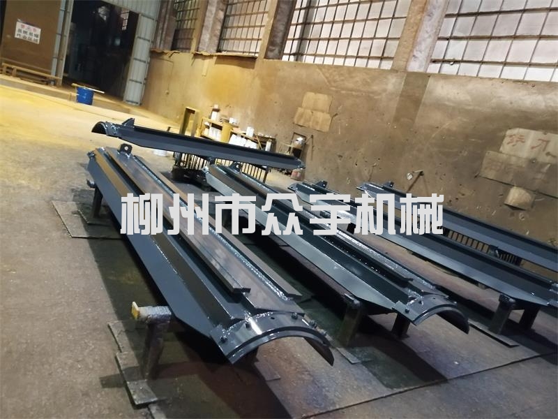 柳工平地機(jī)配件鏟刀總成